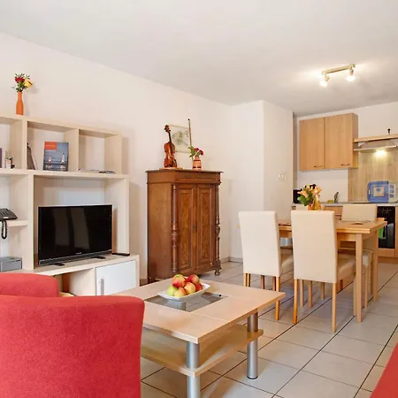 Shamal Apartment *