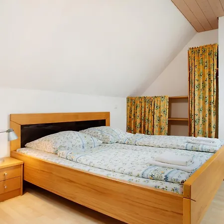 Shamal Apartment *